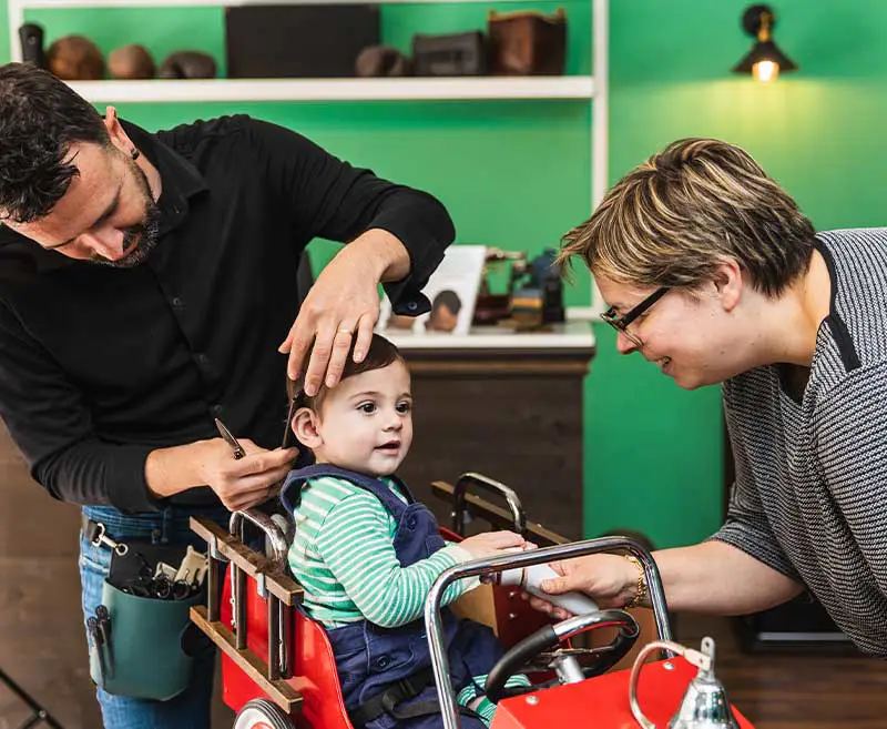 เก้าอี้ตัดผมเด็ก